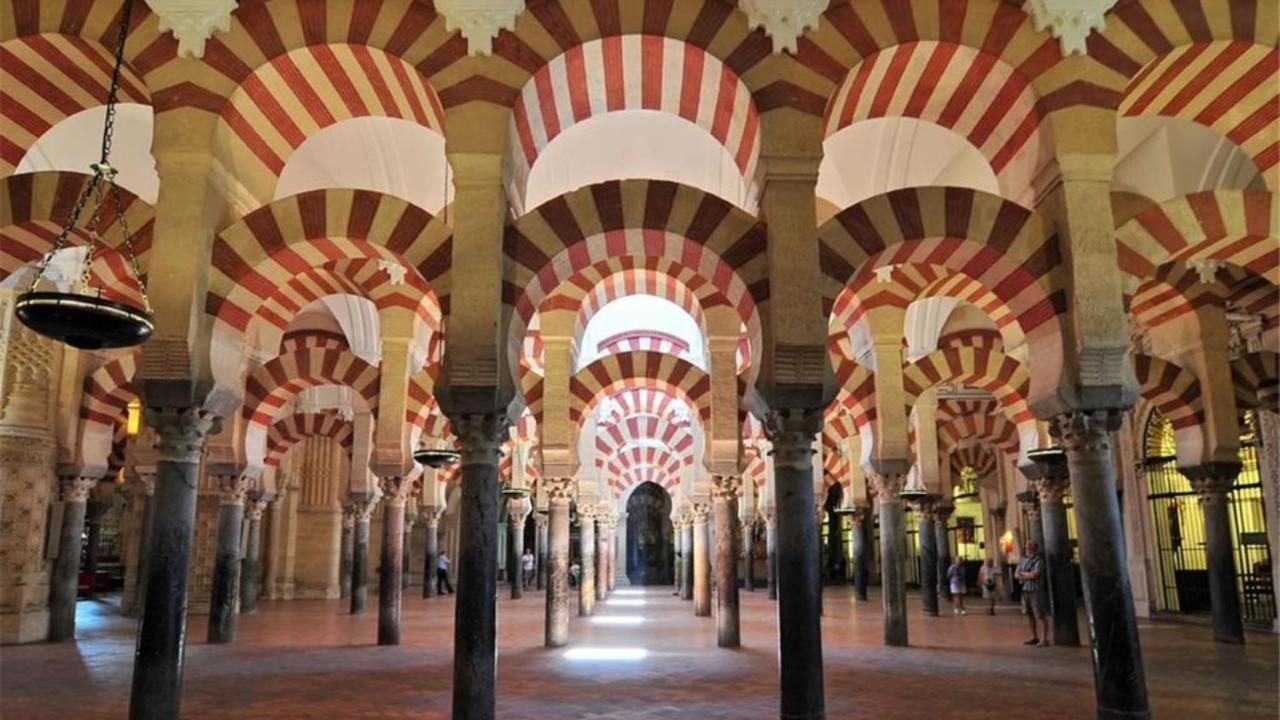P Los Encantos De Almavir Cordoba Exterior photo